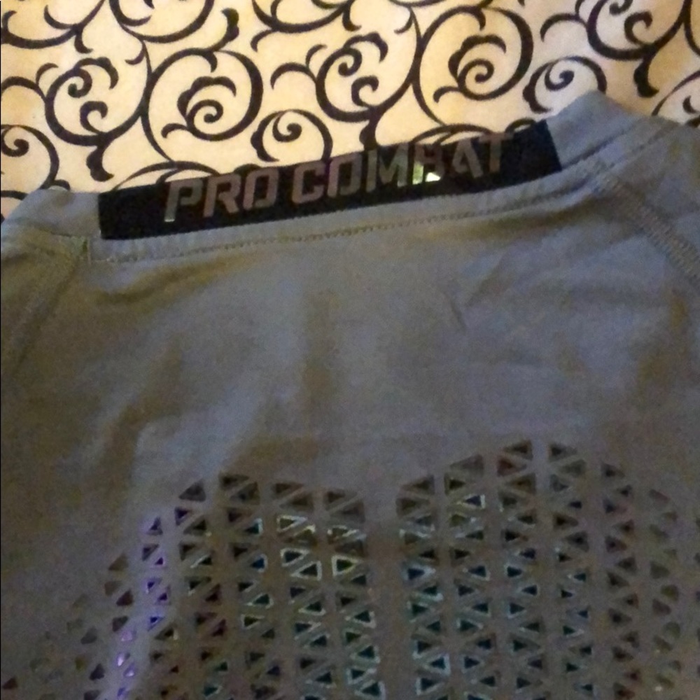 Nike - Picture 5 of 5
